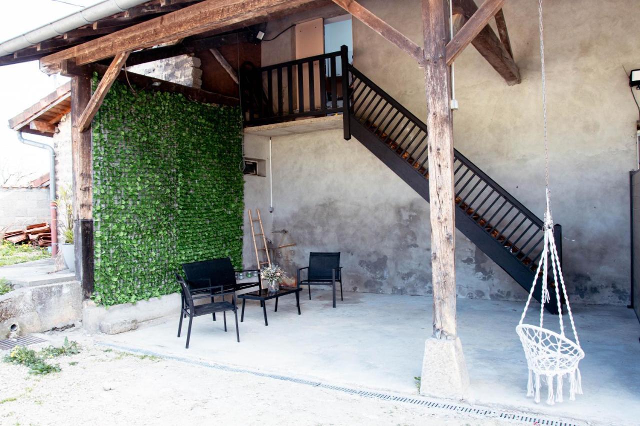 Ferienwohnung Mon Cocon Bressan Saint-Julien-sur-Reyssouze Exterior foto